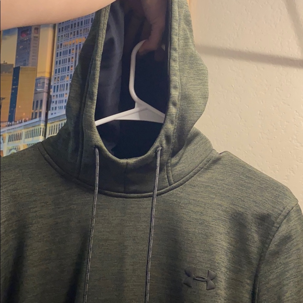 Sweatshirt - Picture 2 of 2